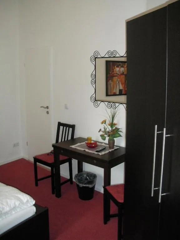 Affittacamere Pension Lette Eck Berlino