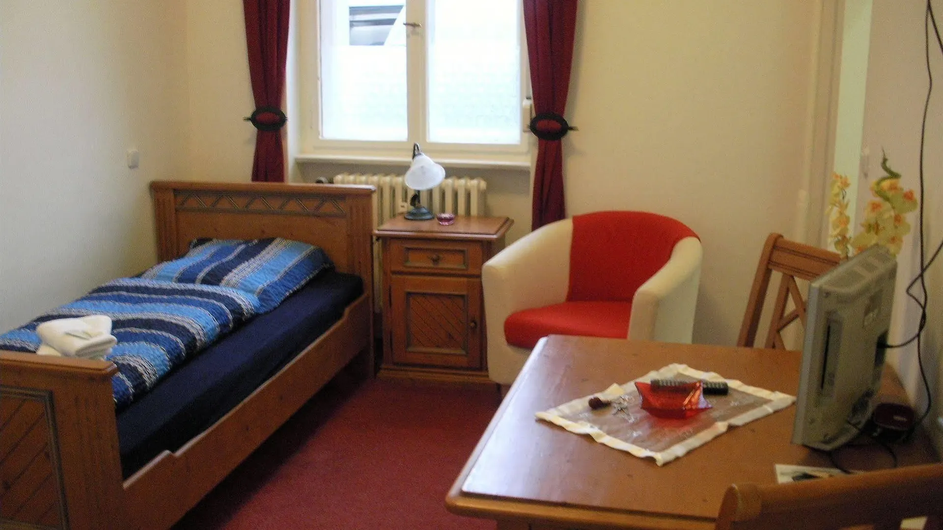 Pension Lette Eck Berlino 2*,  Germania